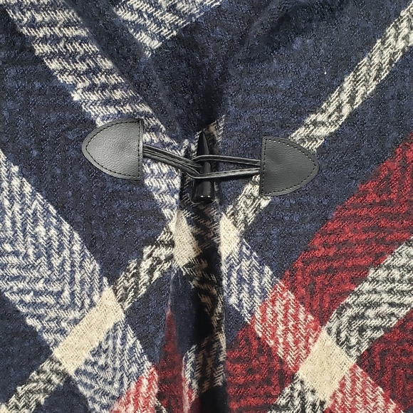 Unbranded shall 100% polyester 37 p2p - Picture 2 of 5